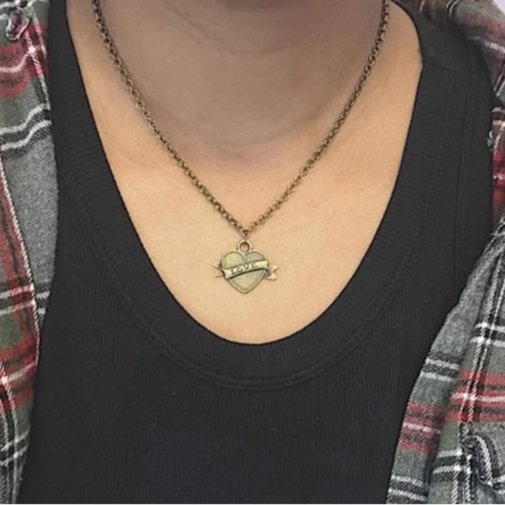 Antique Bronze Heart Banner Necklace - Picture 2 of 2